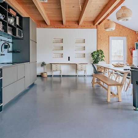 Hostel Oder Ferienwohnung 1-16 Personen Im Blauen Haus Fehmarn Exteriér fotografie