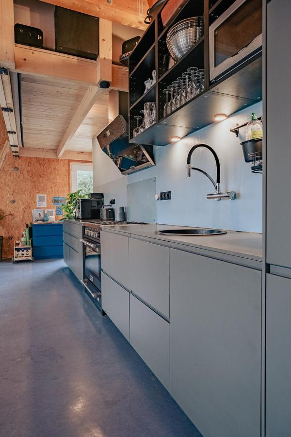 Hostel Oder Ferienwohnung 1-16 Personen Im Blauen Haus Fehmarn Exteriér fotografie