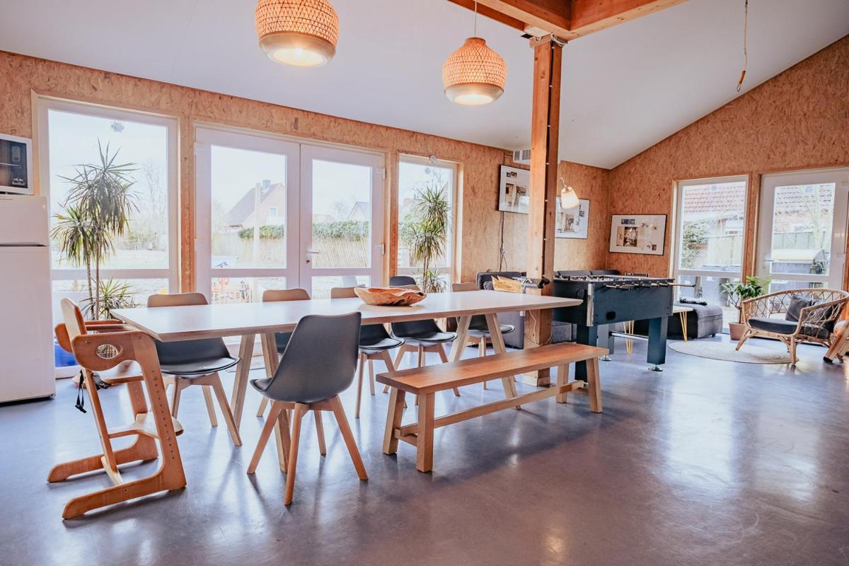 Hostel Oder Ferienwohnung 1-16 Personen Im Blauen Haus Fehmarn Exteriér fotografie