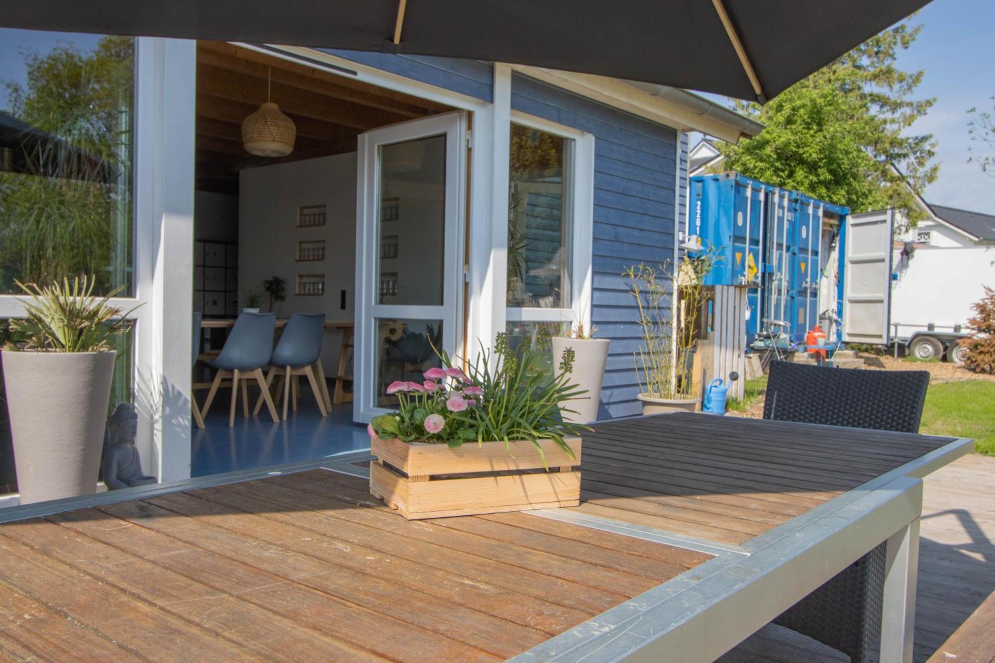 Hostel Oder Ferienwohnung 1-16 Personen Im Blauen Haus Fehmarn Exteriér fotografie