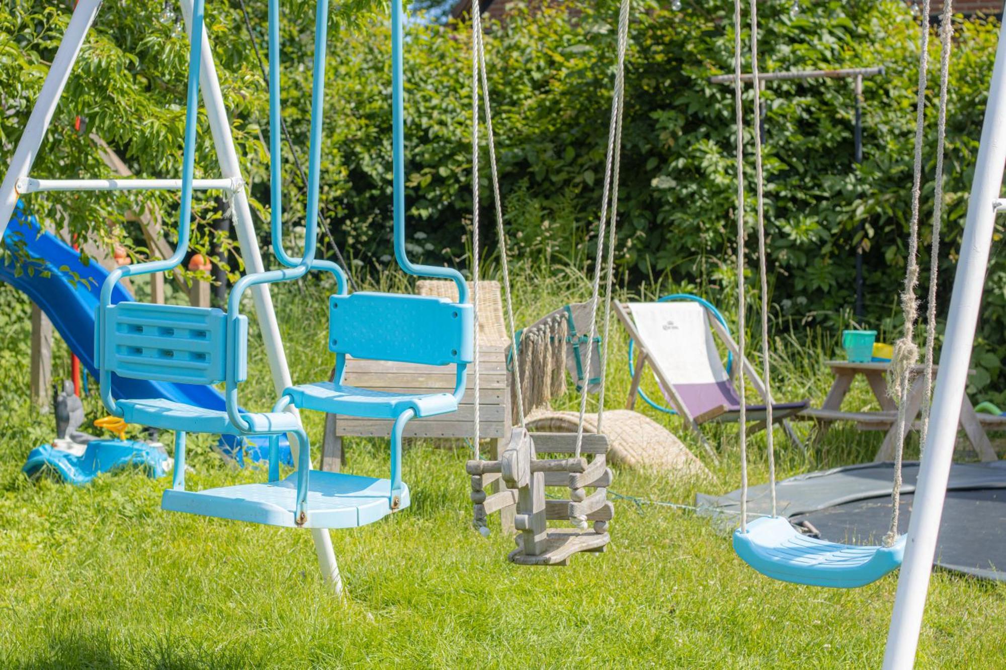 Hostel Oder Ferienwohnung 1-16 Personen Im Blauen Haus Fehmarn Exteriér fotografie